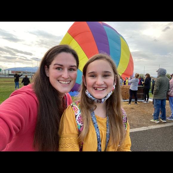 Meet your Posher, Rachel - Picture 3 of 8